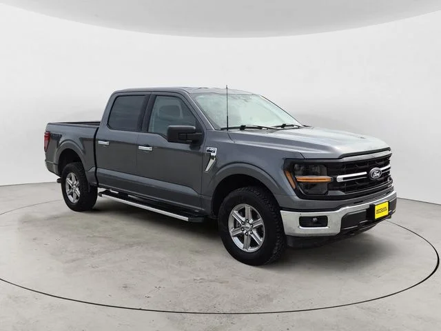 Certified Used 2025 Gray Ford XLT image 3