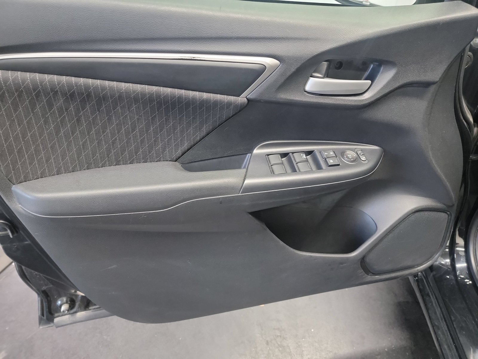 Used 2019 Crystal Black Pearl Honda EX image 12