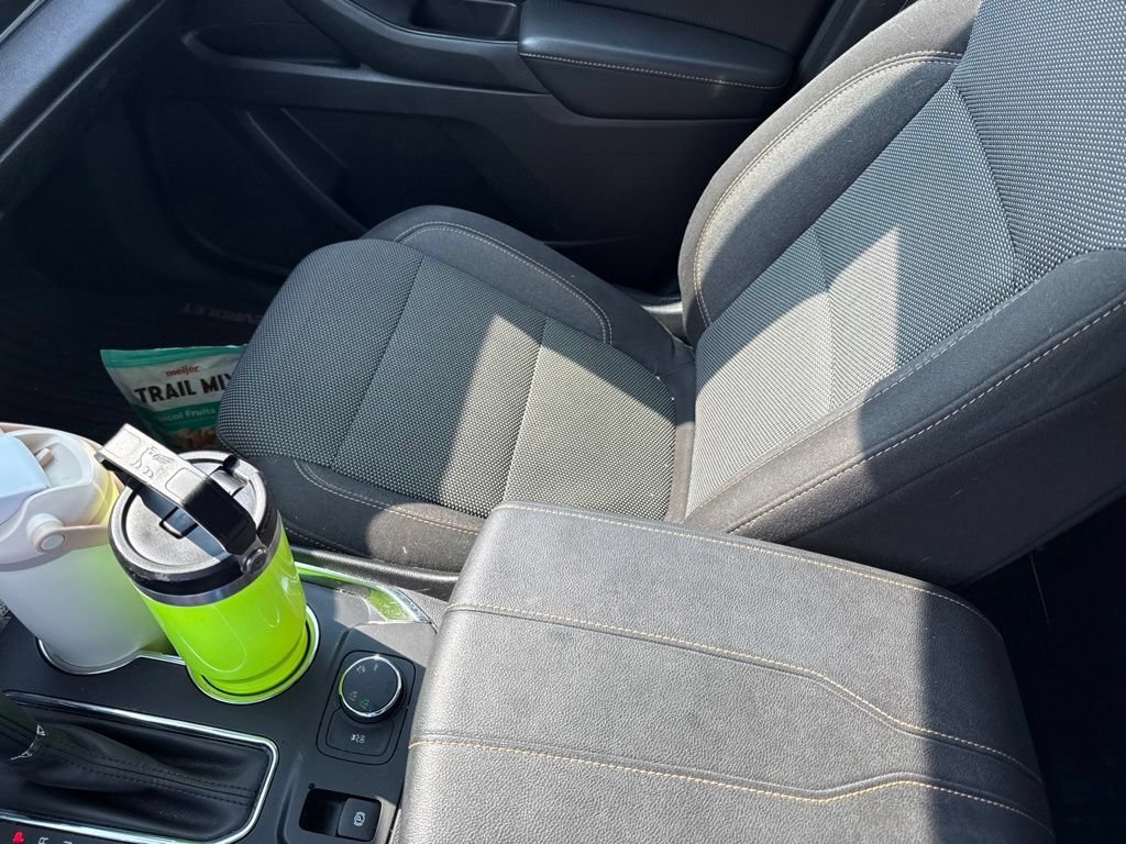 Used 2018 SILVER ICE METALLIC Chevrolet LT Cloth image 15