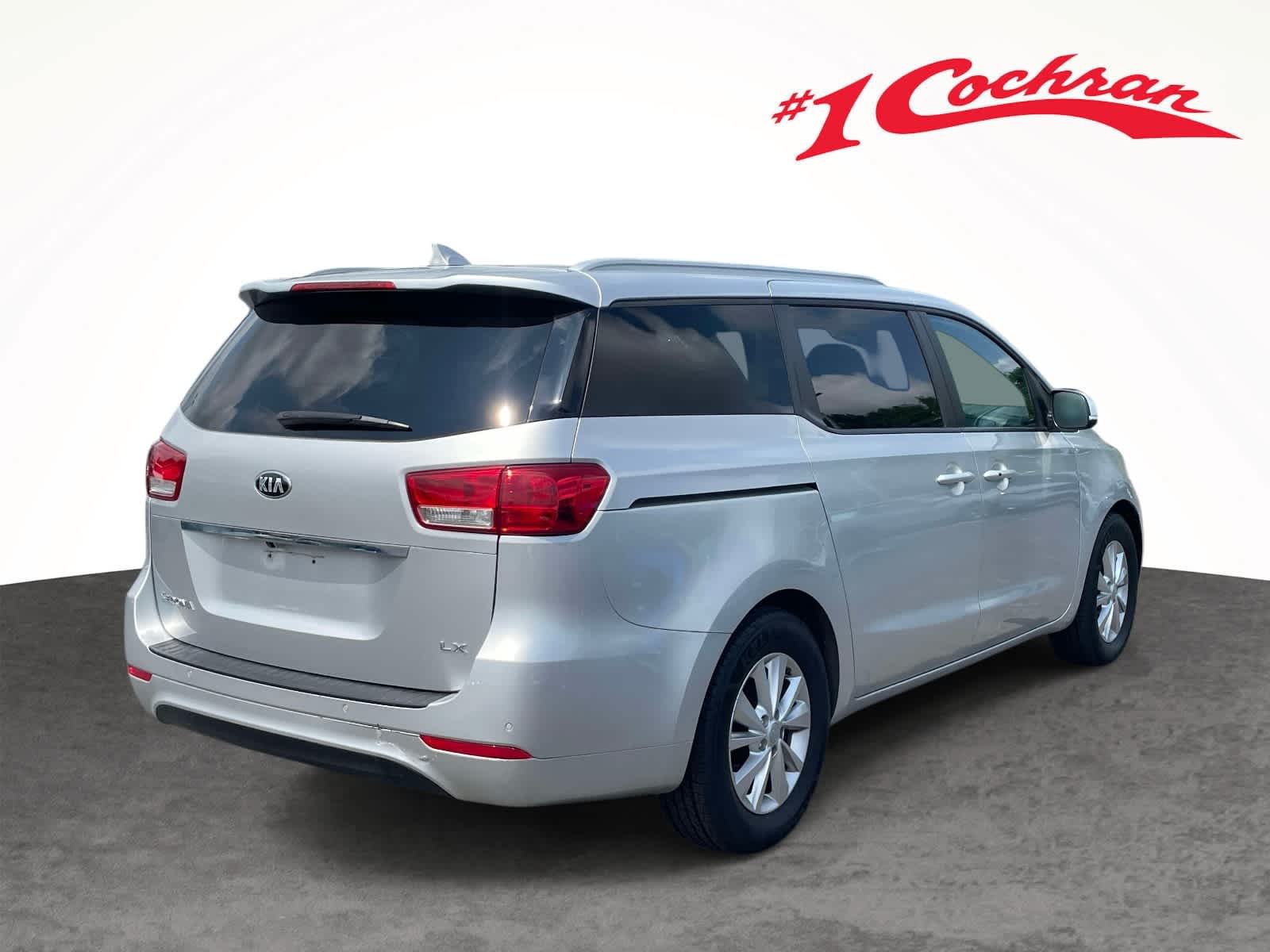 Used 2017 Bright Silver Kia LX image 10