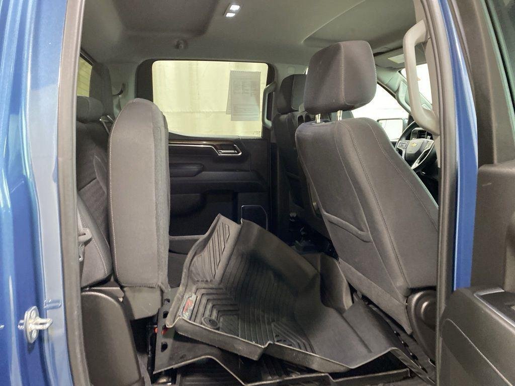 Used 2024 Lakeshore Blue Chevrolet LT image 12