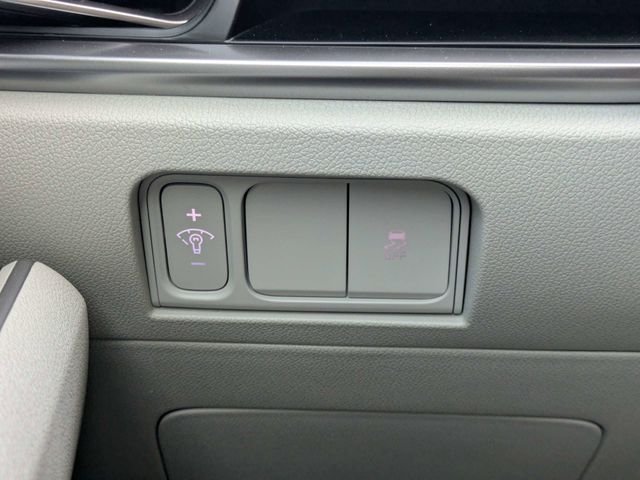 2025 Kia Sorento S - Photo 27