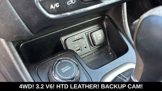Used 2014 Black Jeep Limited image 19