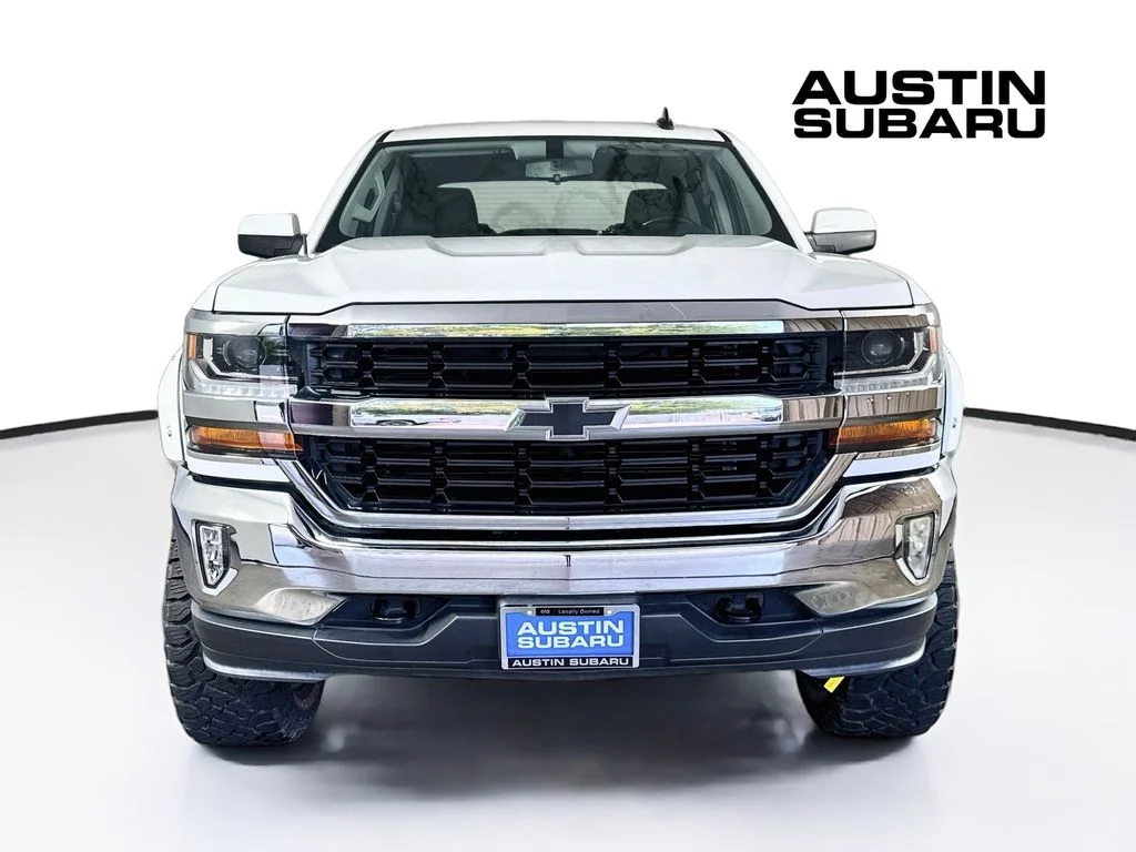Used 2017 White Chevrolet LT image 2