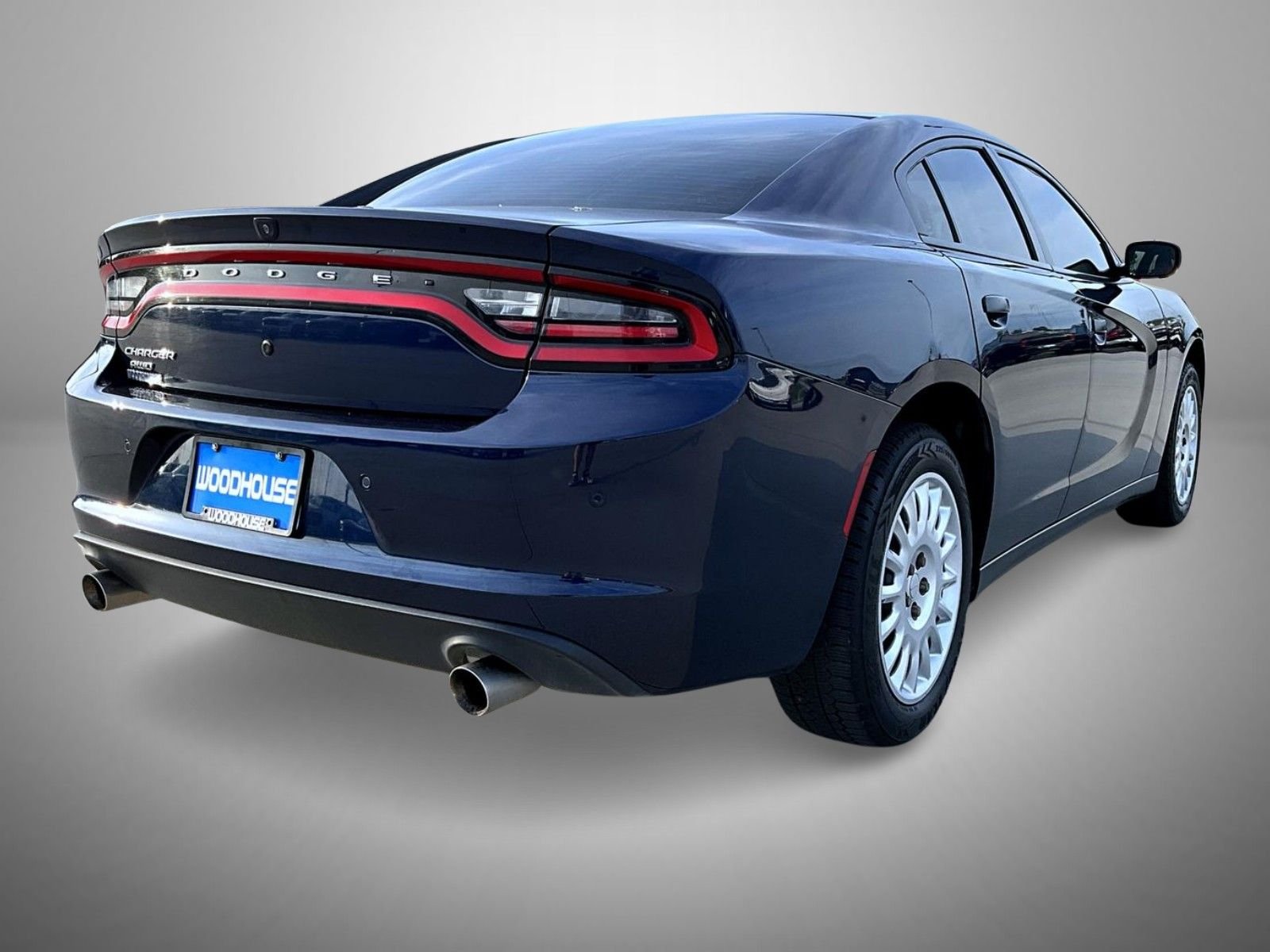 Used 2017 Blue Dodge Police image 5