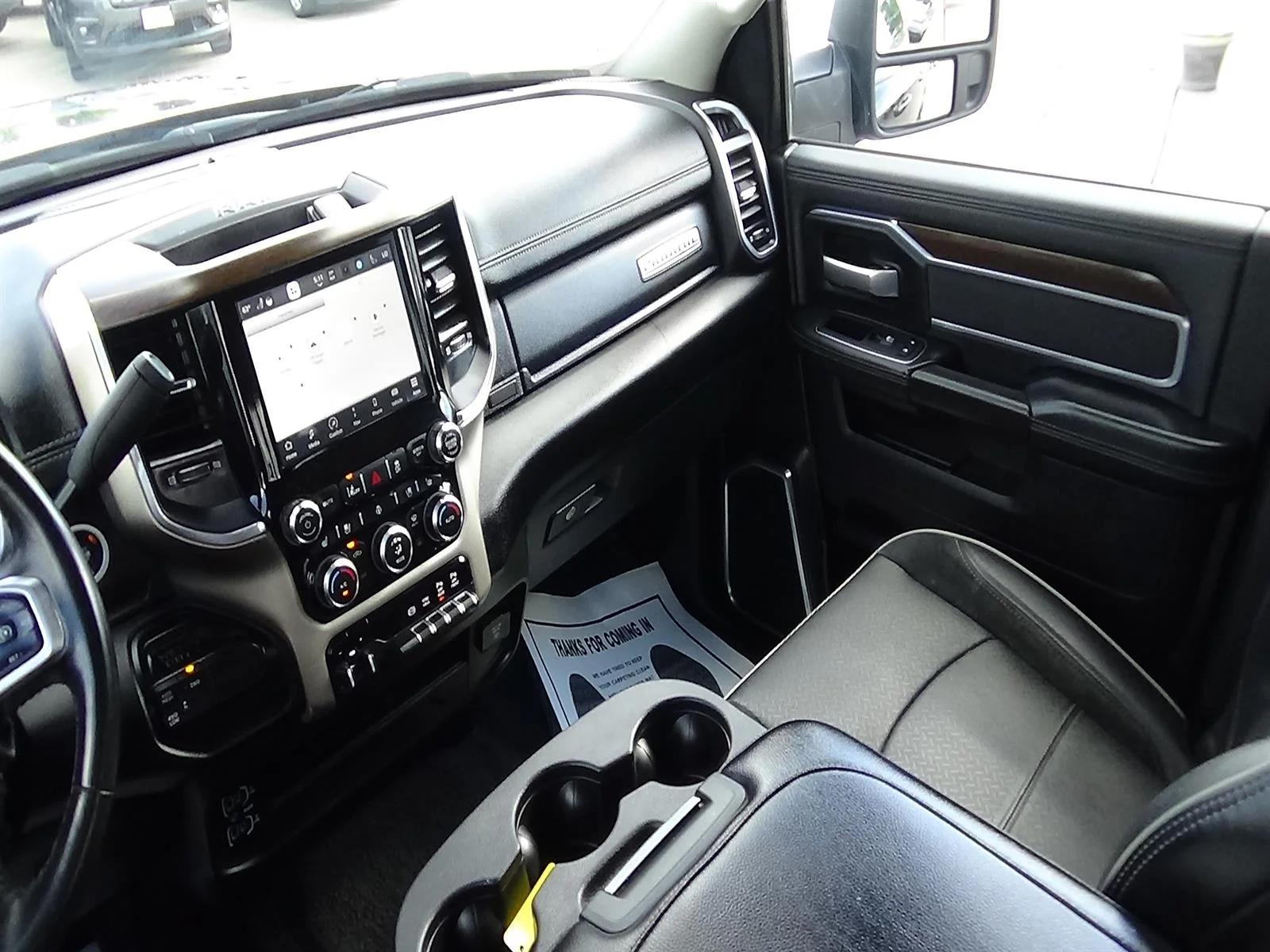 Certified Used 2024 Diamond Black Crystal Pearl Coat (pxj) RAM Laramie image 12