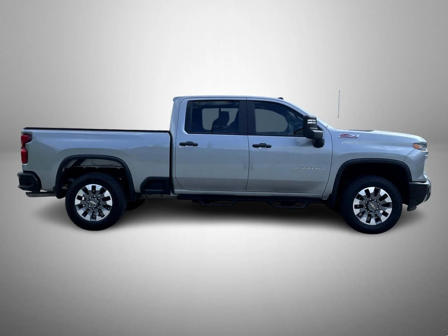 Used 2024 Gray Chevrolet Custom image 4