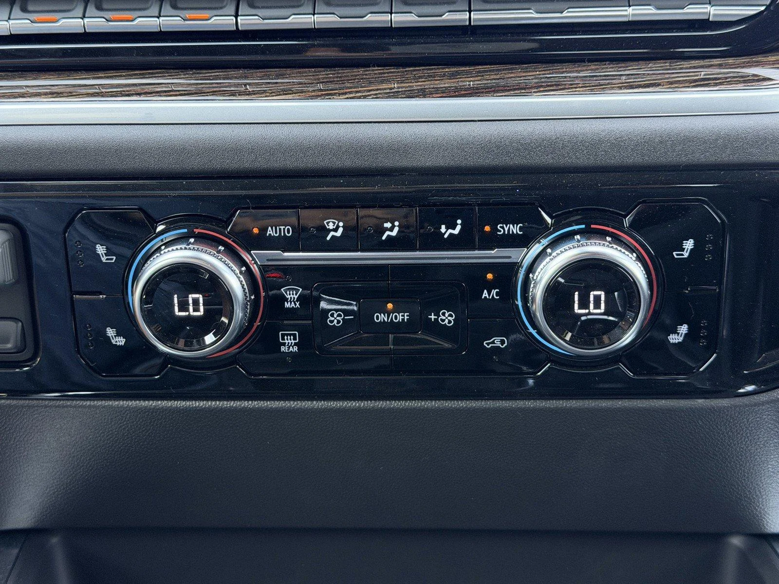 New 2026 Summit White GMC Elevation image 20