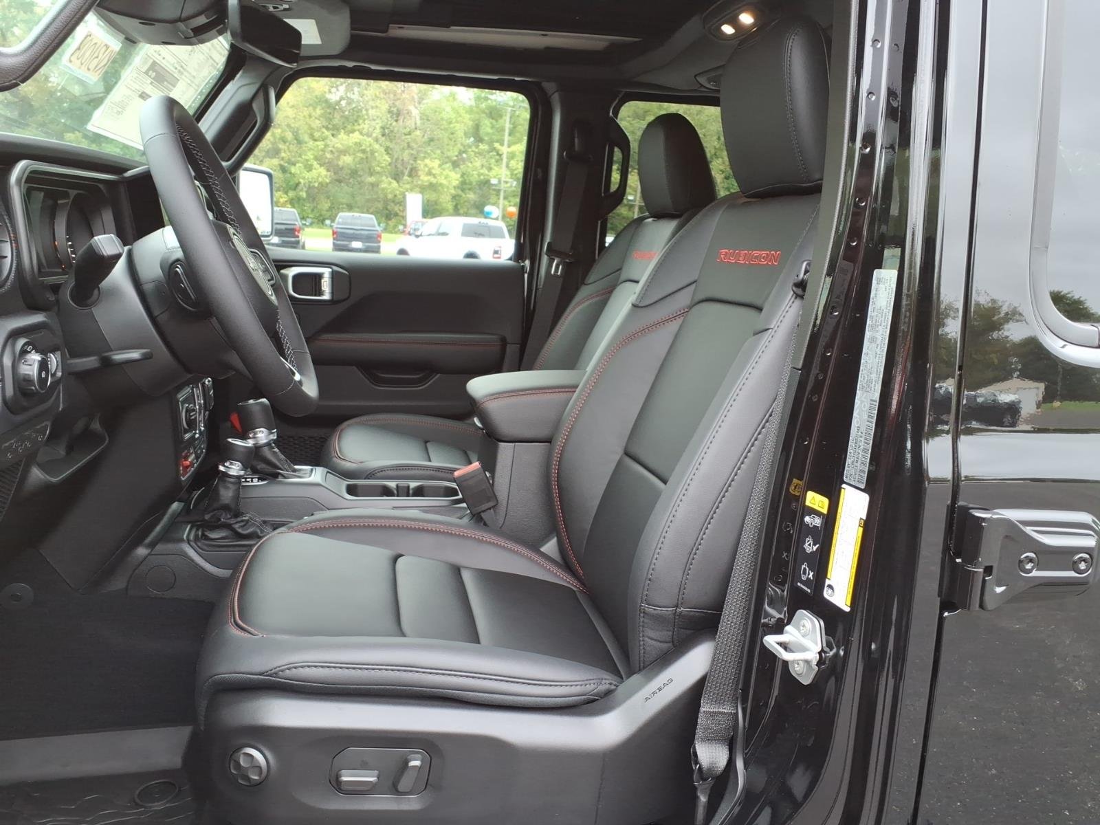 New 2027 Black Clear-Coat Paint Jeep Rubicon X image 12