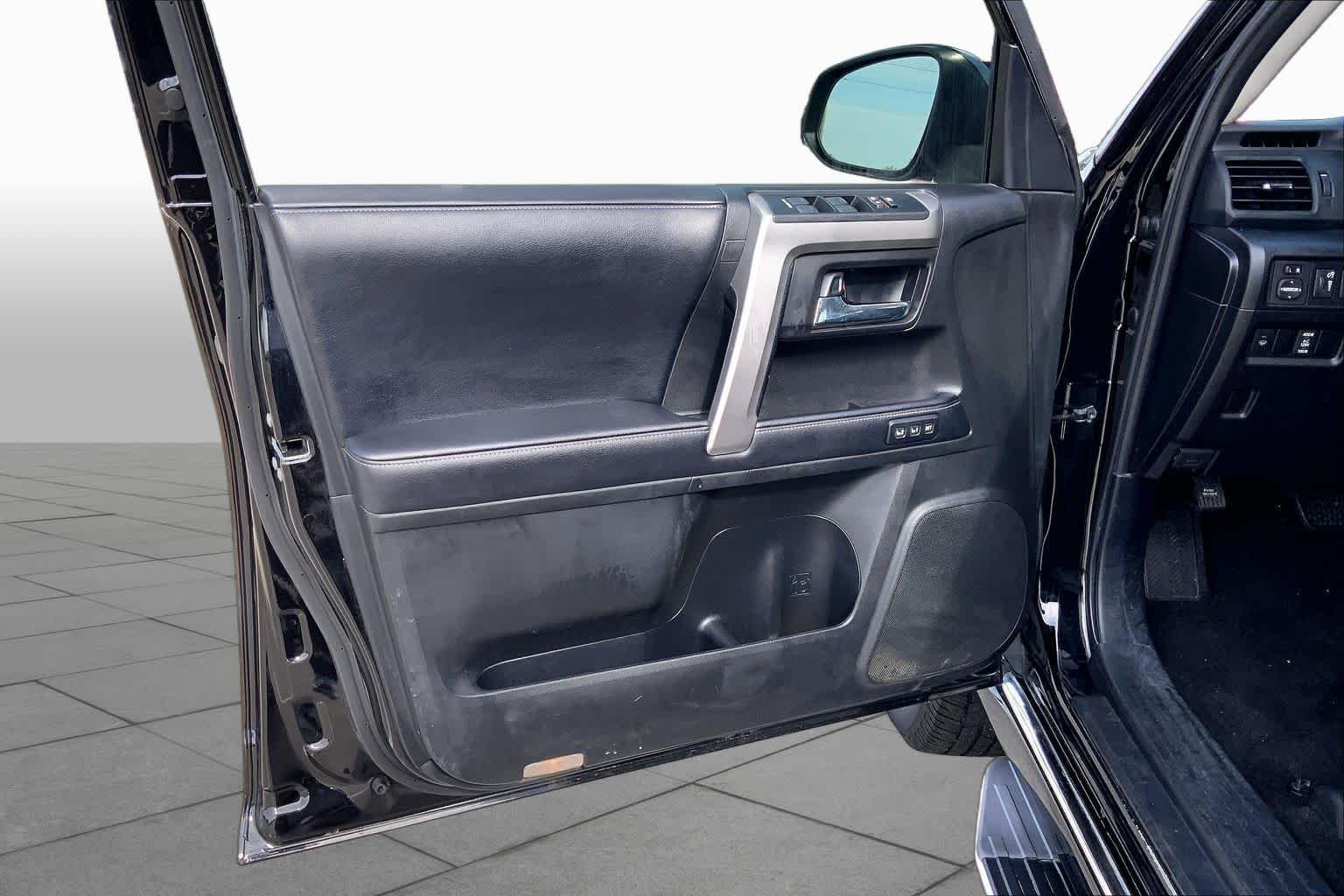 Used 2019 Midnight Black Metallic Toyota Limited image 22