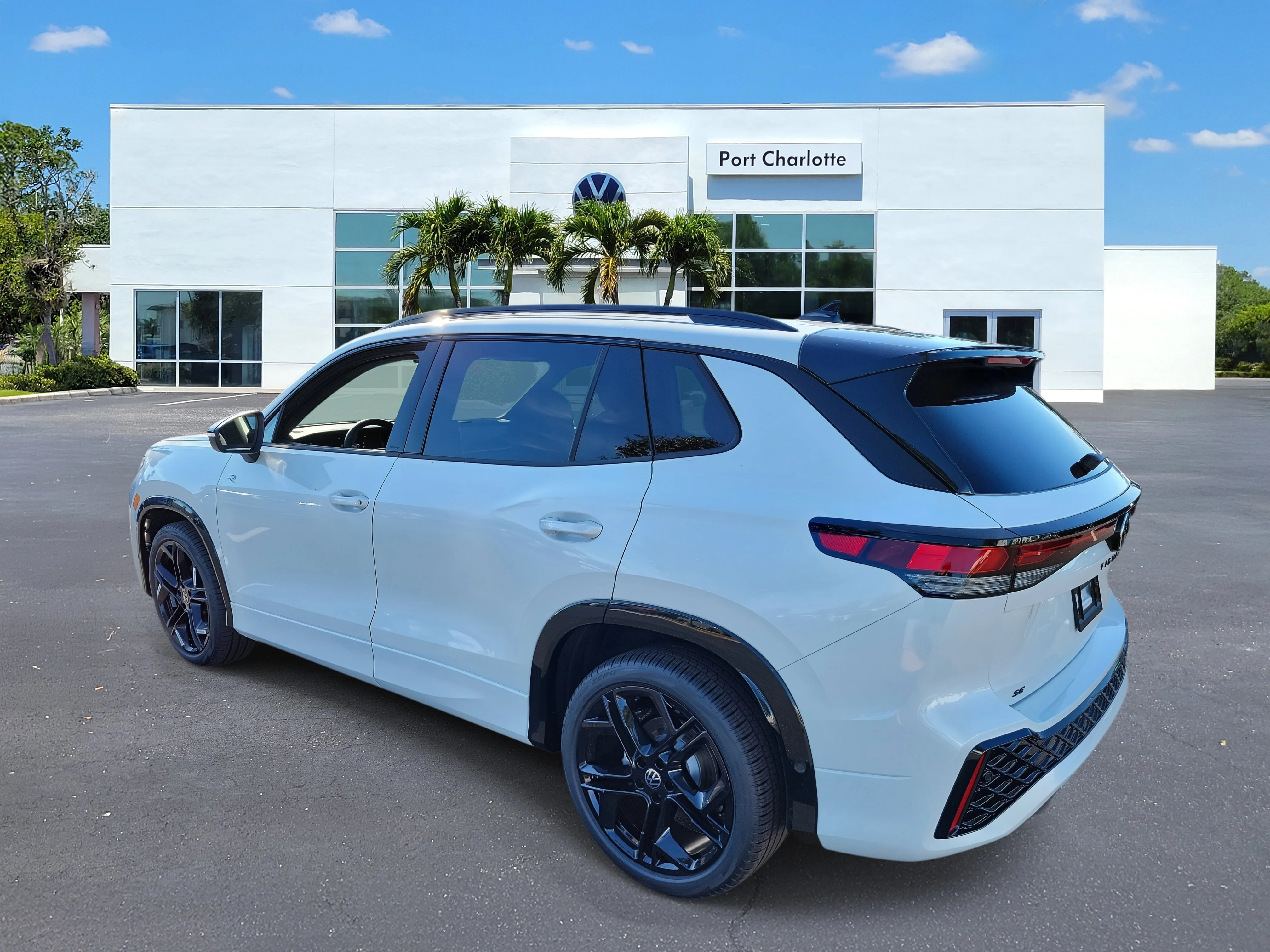 2026 Volkswagen Tiguan SE R-LINE BLACK - Photo 33