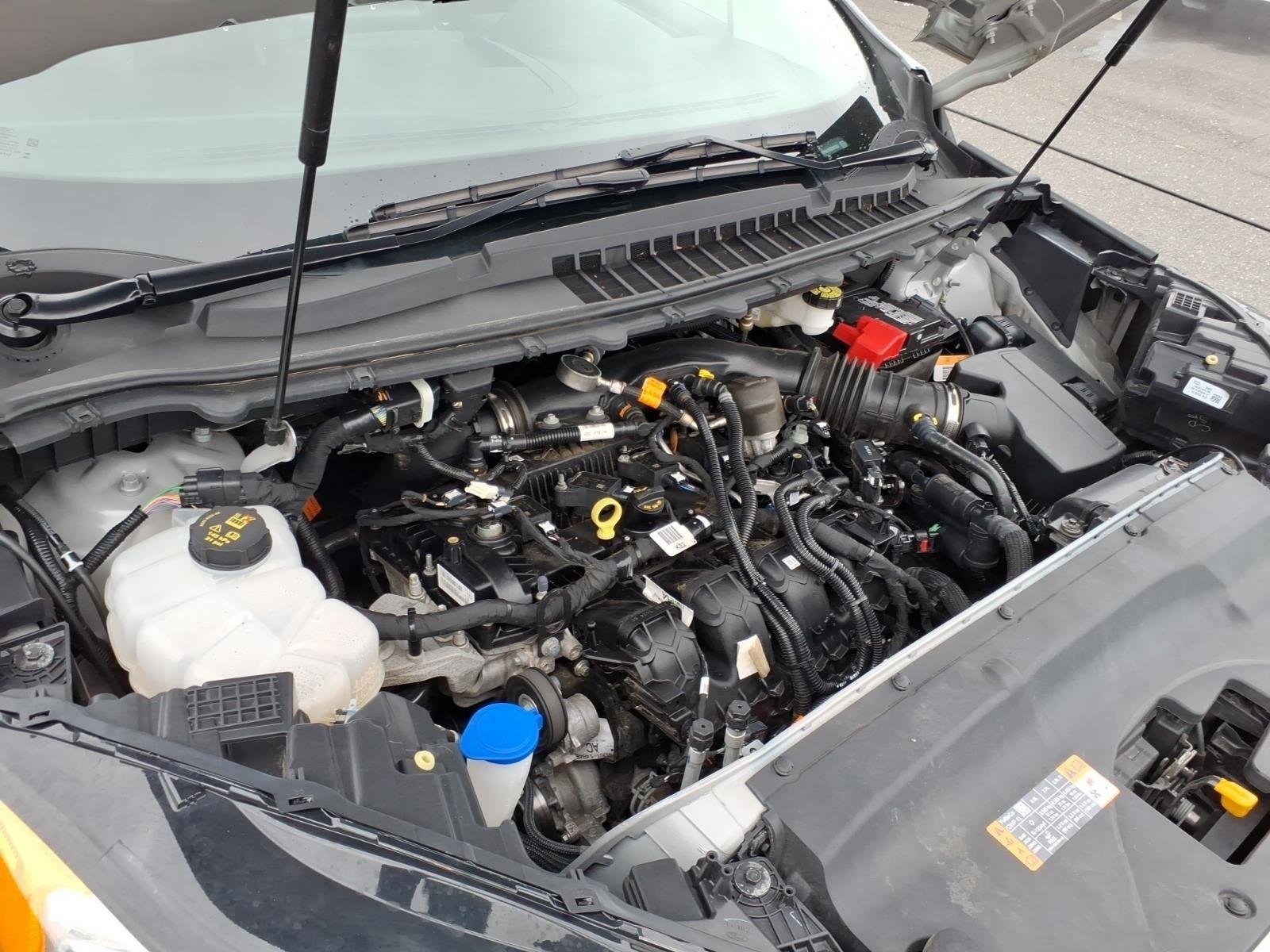 Used 2024  Ford SEL image 29