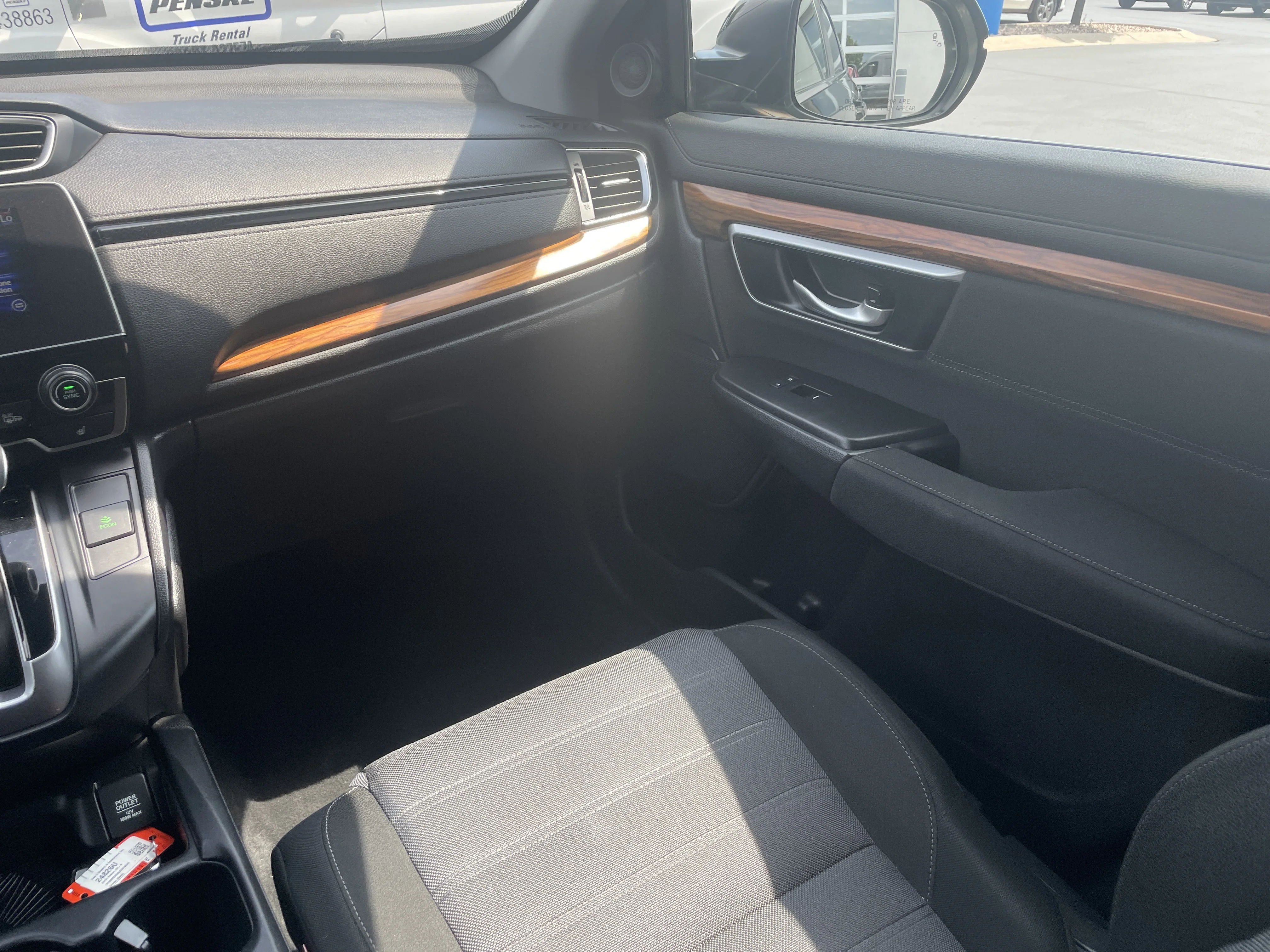 Certified Used 2018 Olive Honda EX image 13
