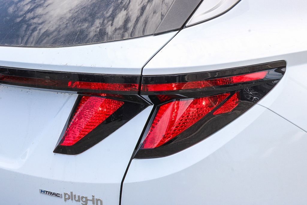 New 2026 White Hyundai SEL image 10