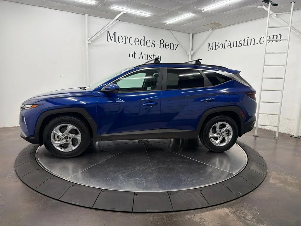 Used 2024 Blue Hyundai SEL image 4