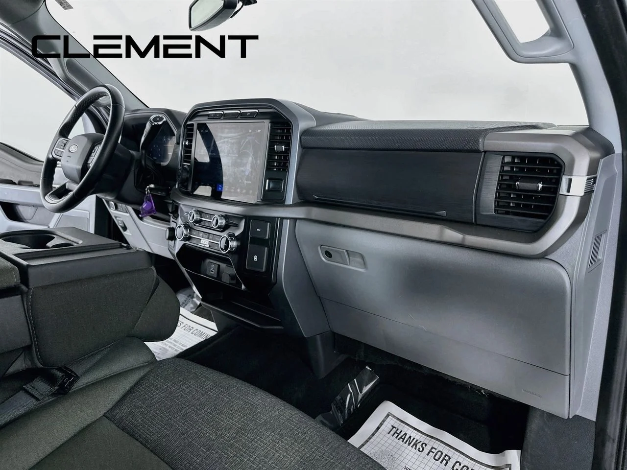 Used 2024 Black Ford XLT image 32