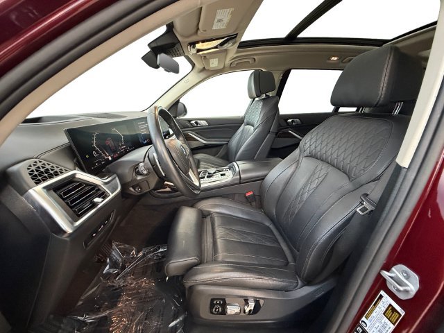 Used 2026 Red BMW xDrive40i image 10