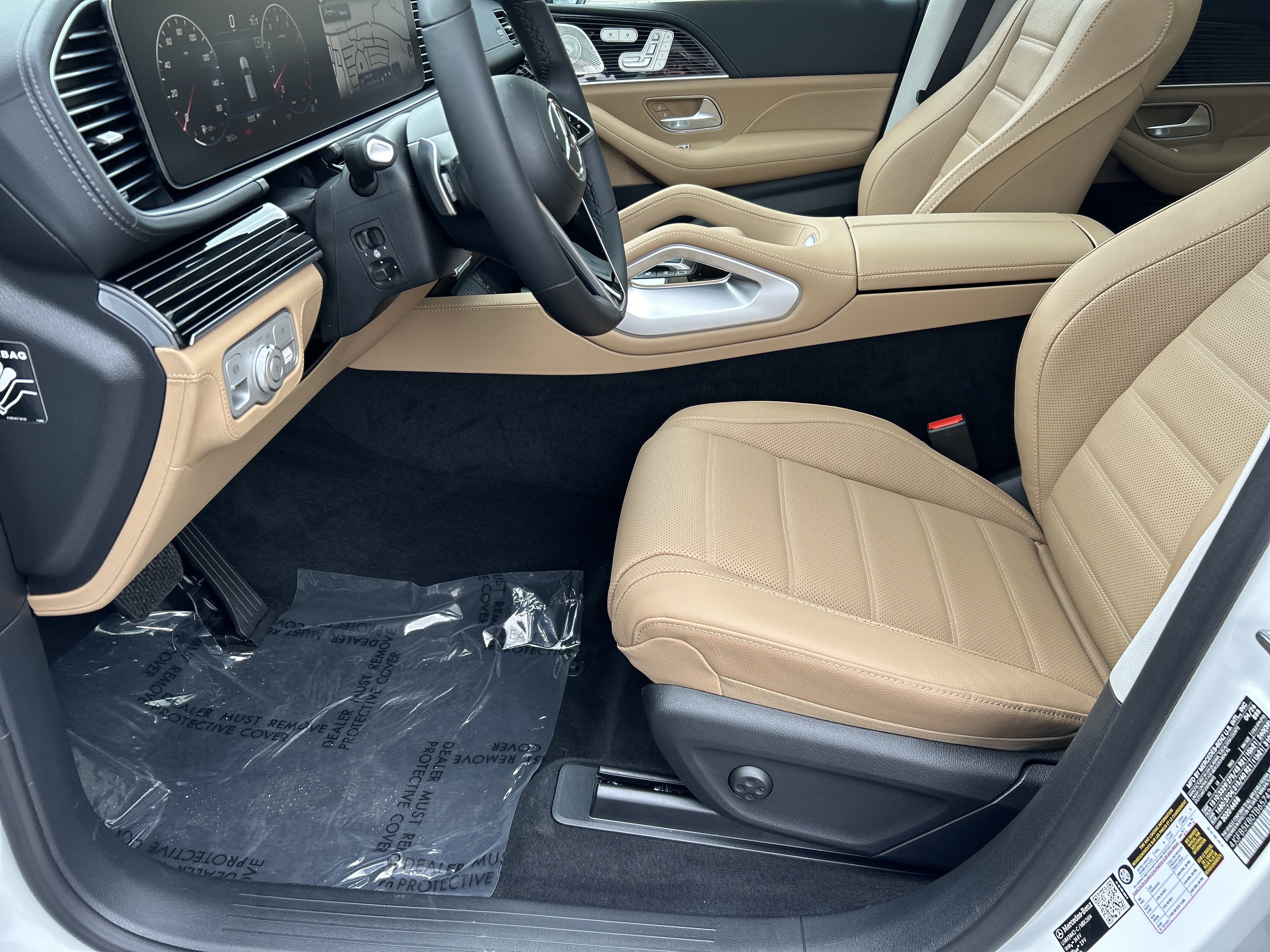 New 2026 MANUFAKTUR Moonlight White Metallic Mercedes-Benz GLE 450 4MATIC® SUV image 18