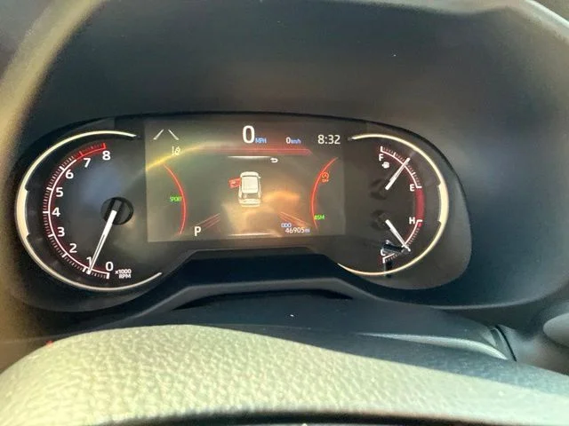 2024 Toyota RAV4 XLE - Photo 21