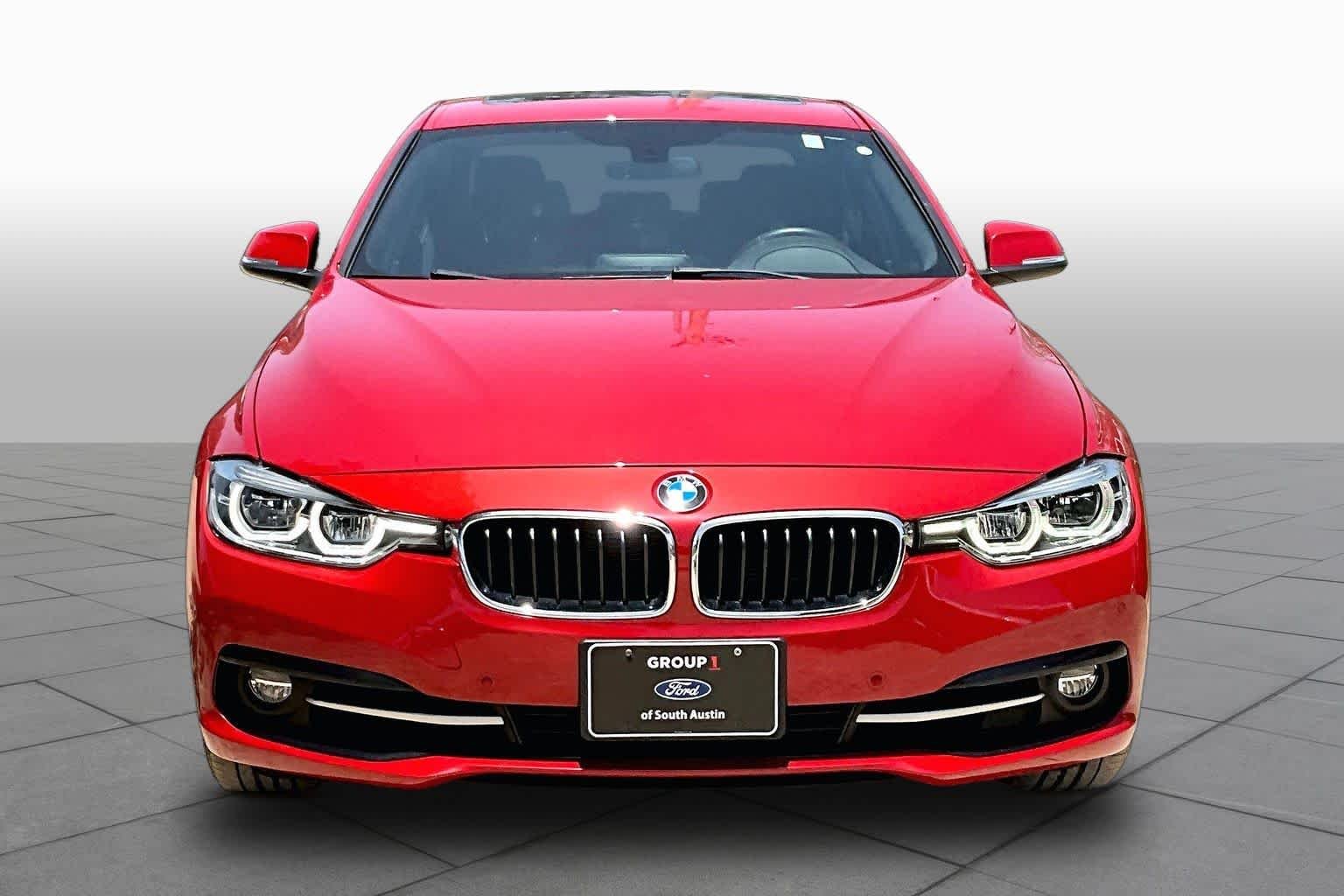 Used 2016 Melbourne Red Metallic BMW 328i image 4