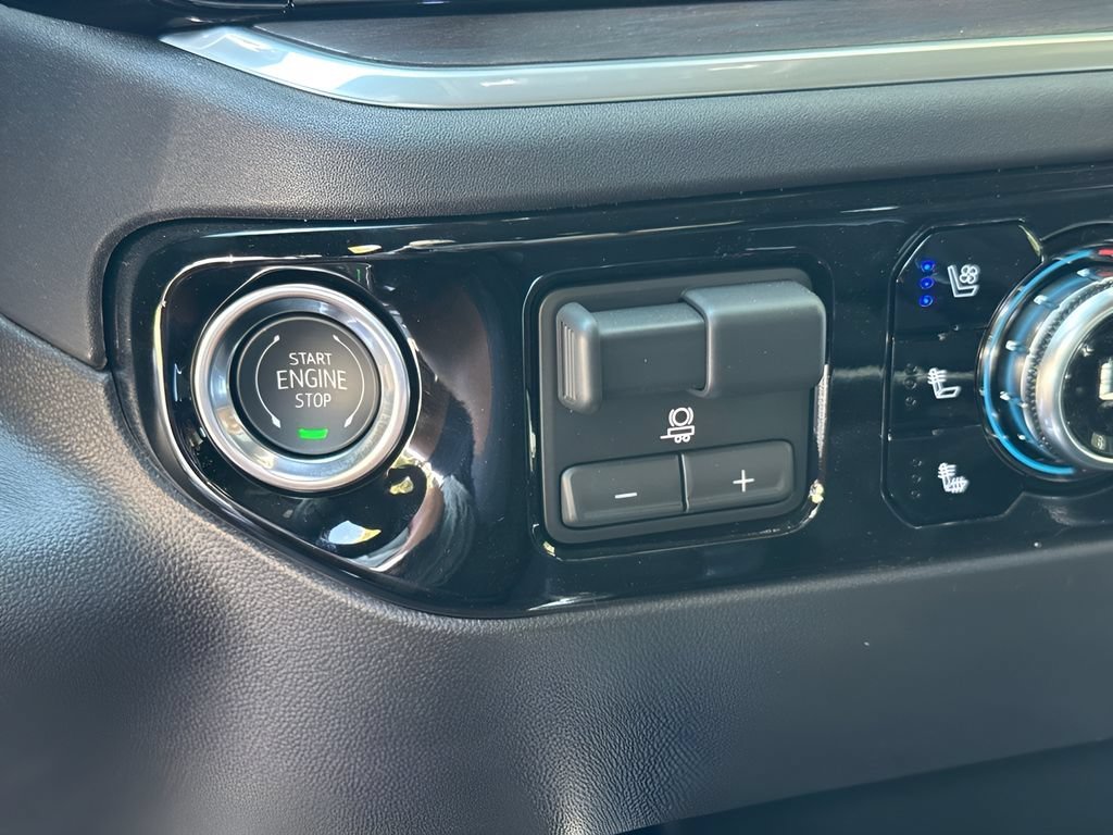 2026 GMC Sierra 1500 SLT - Photo 20