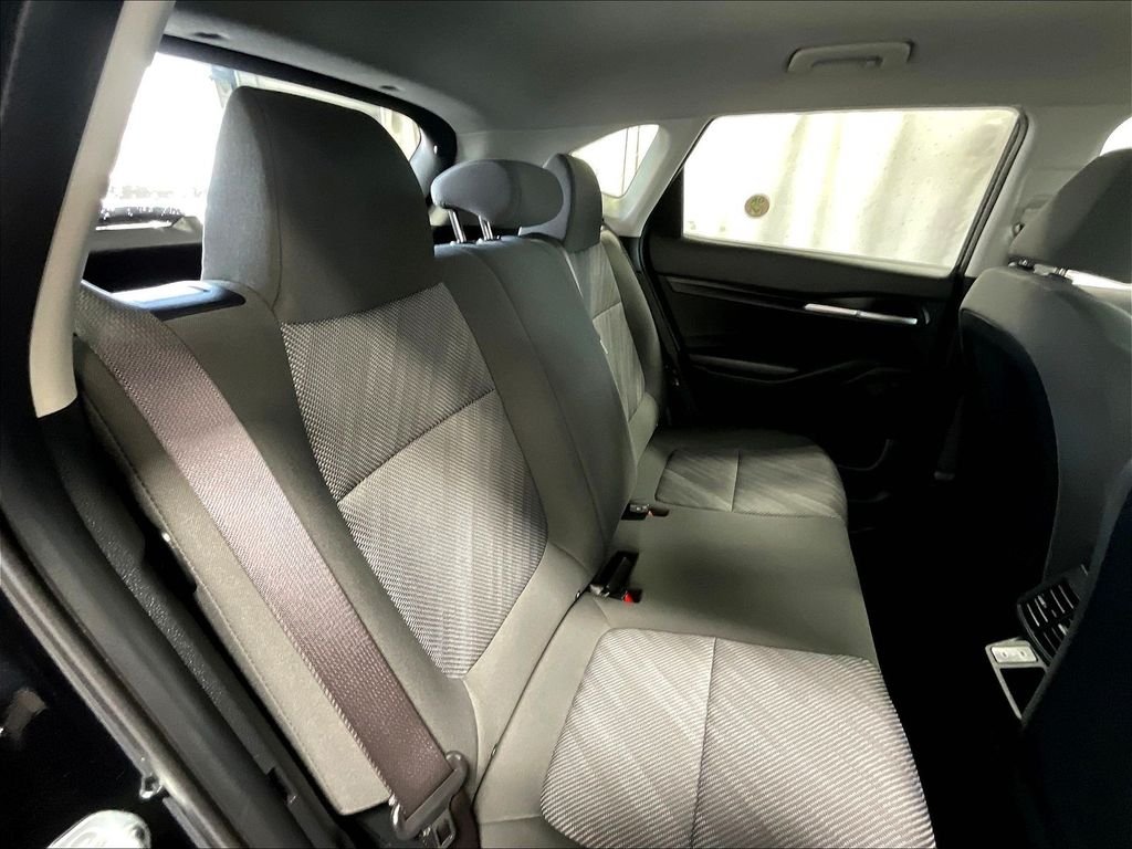 Used 2024 Black Kia LX image 16