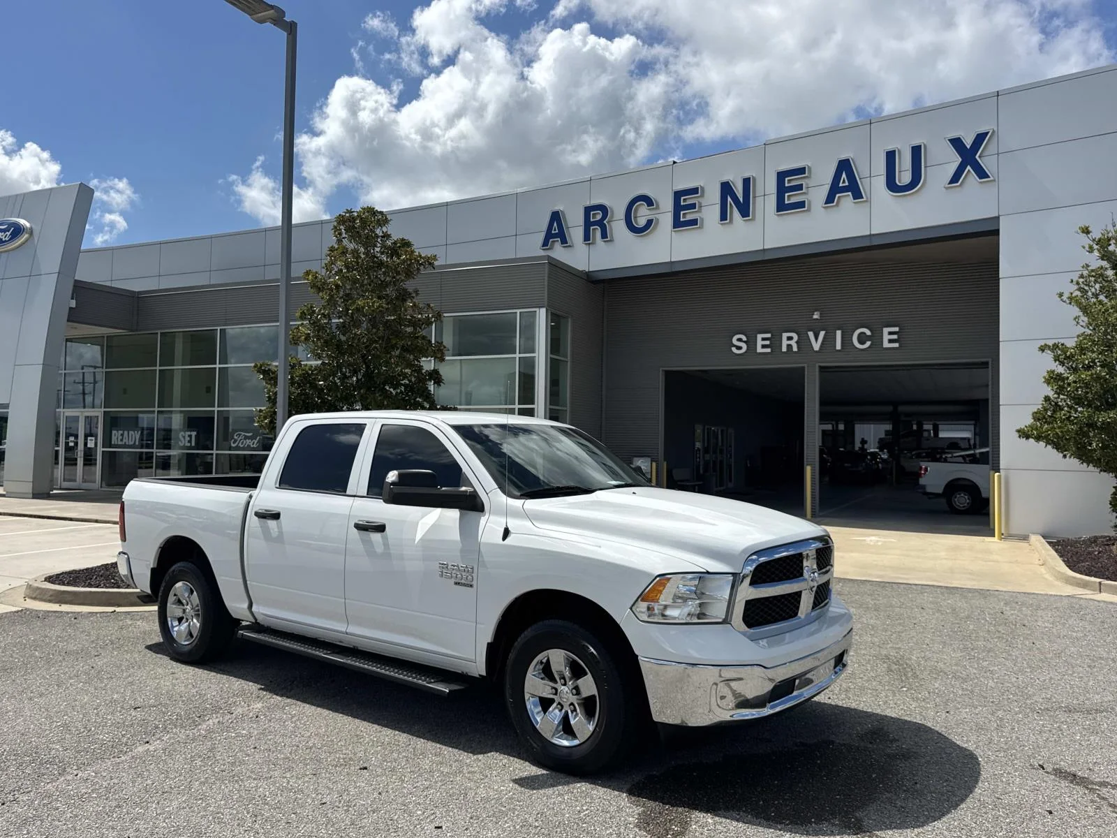 2023 RAM 1500 Classic SLT