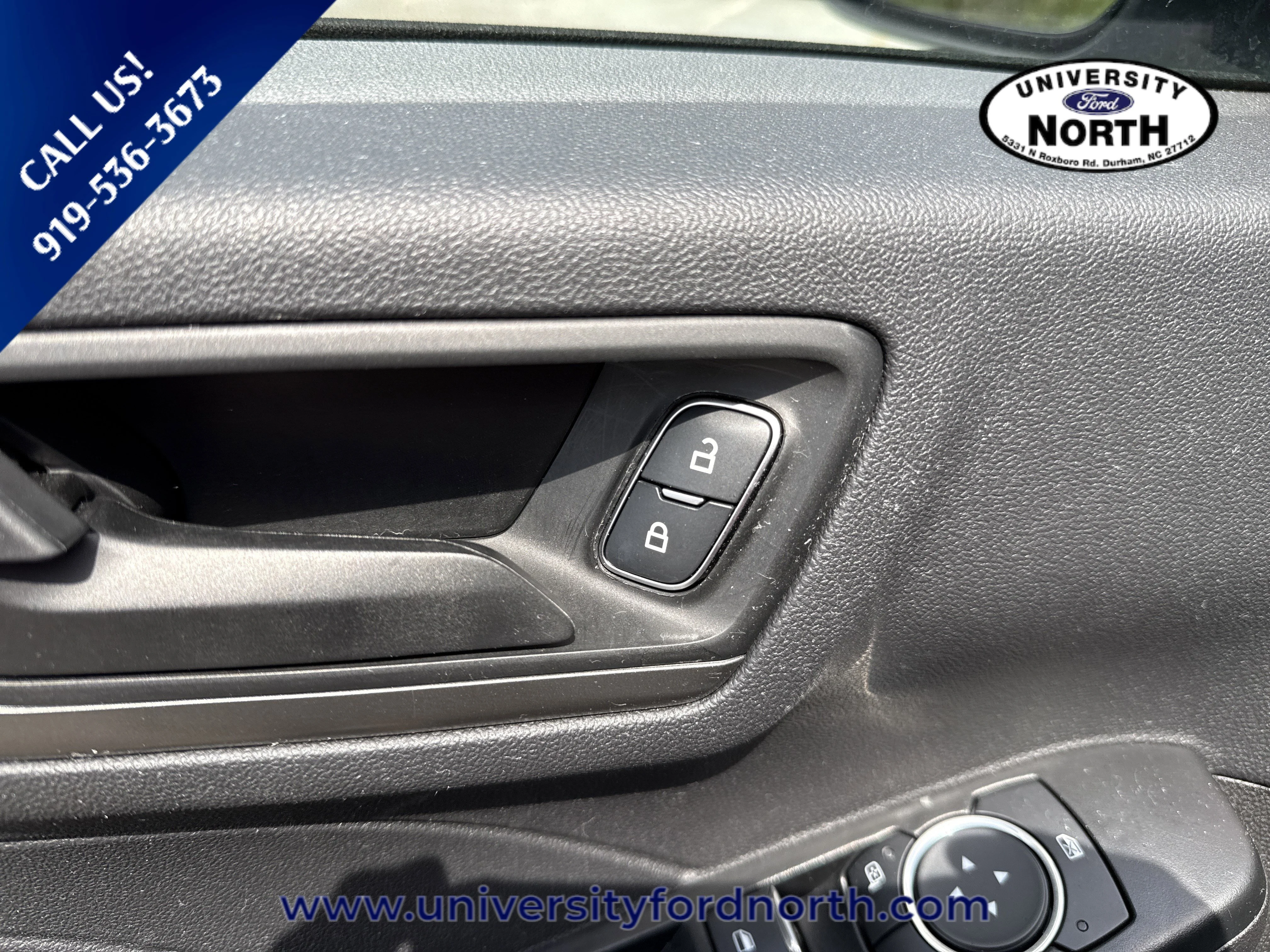 Used 2025 Oxford White Ford Active image 13