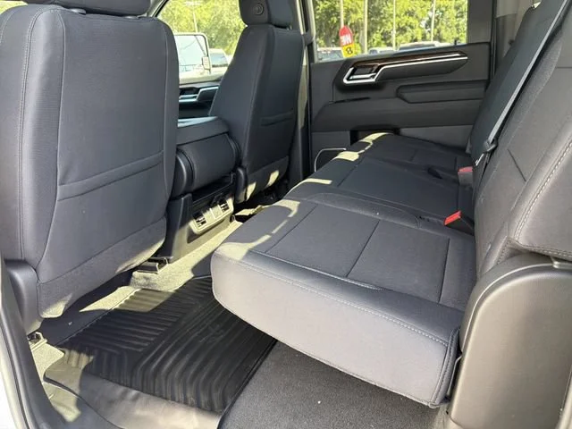 New 2026 Summit White GMC SLE image 15