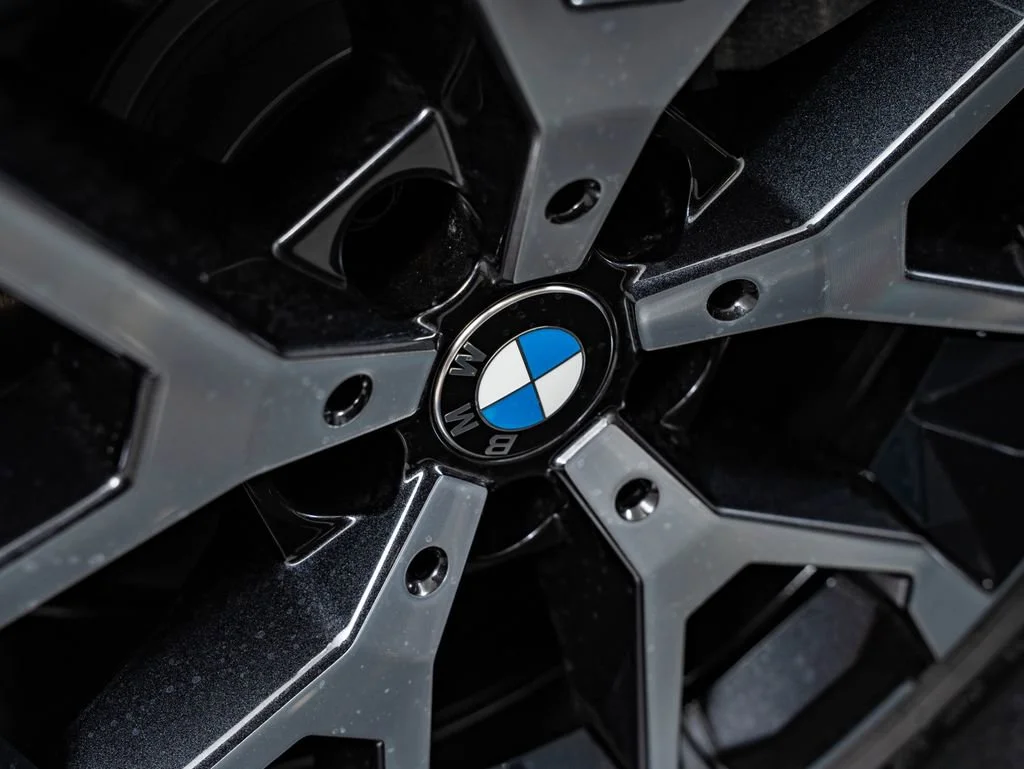 New 2026 Dune Grey Metallic BMW 30 xDrive image 8