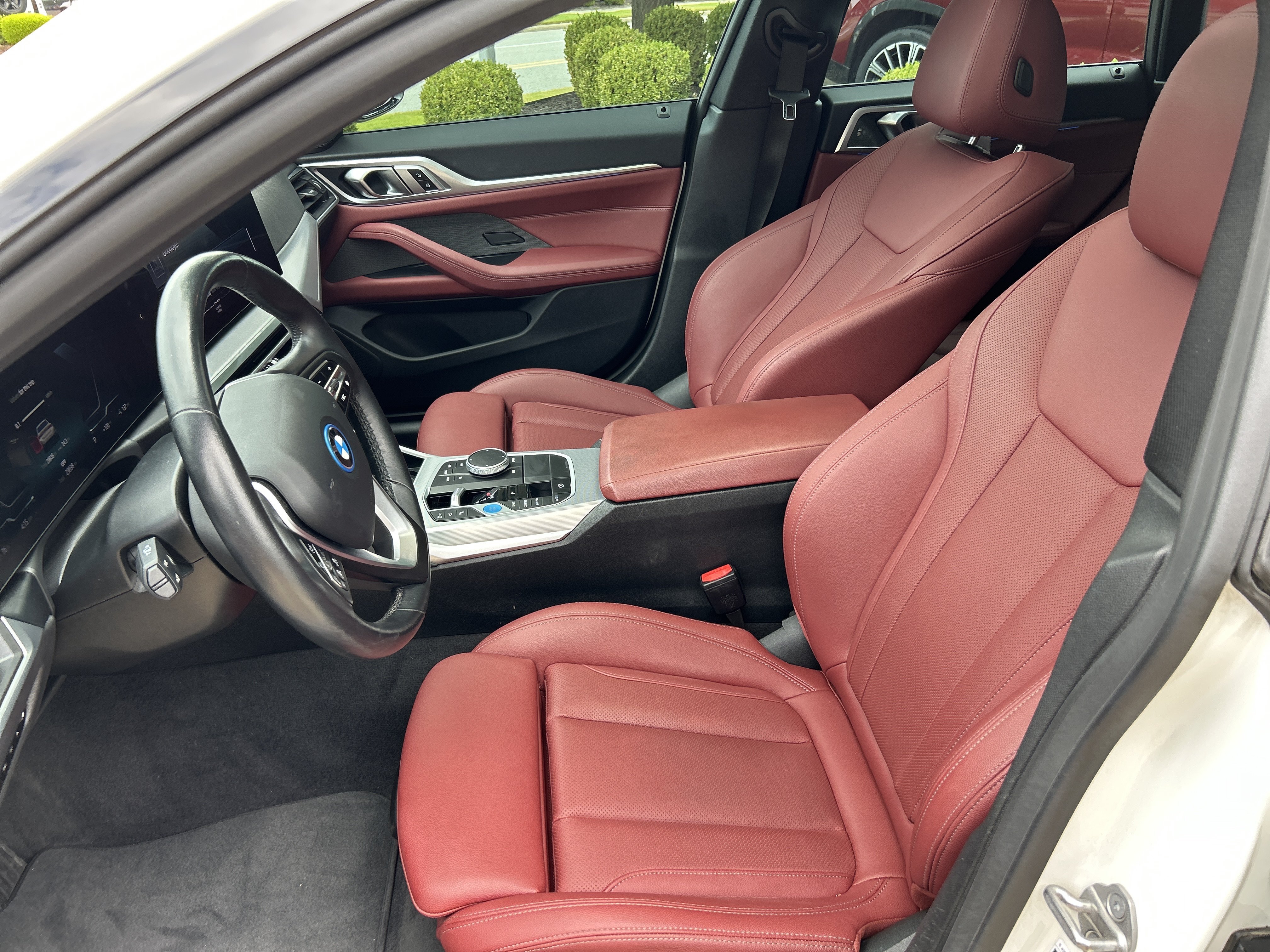 Certified Used 2023 Alpine White BMW eDrive35 image 18