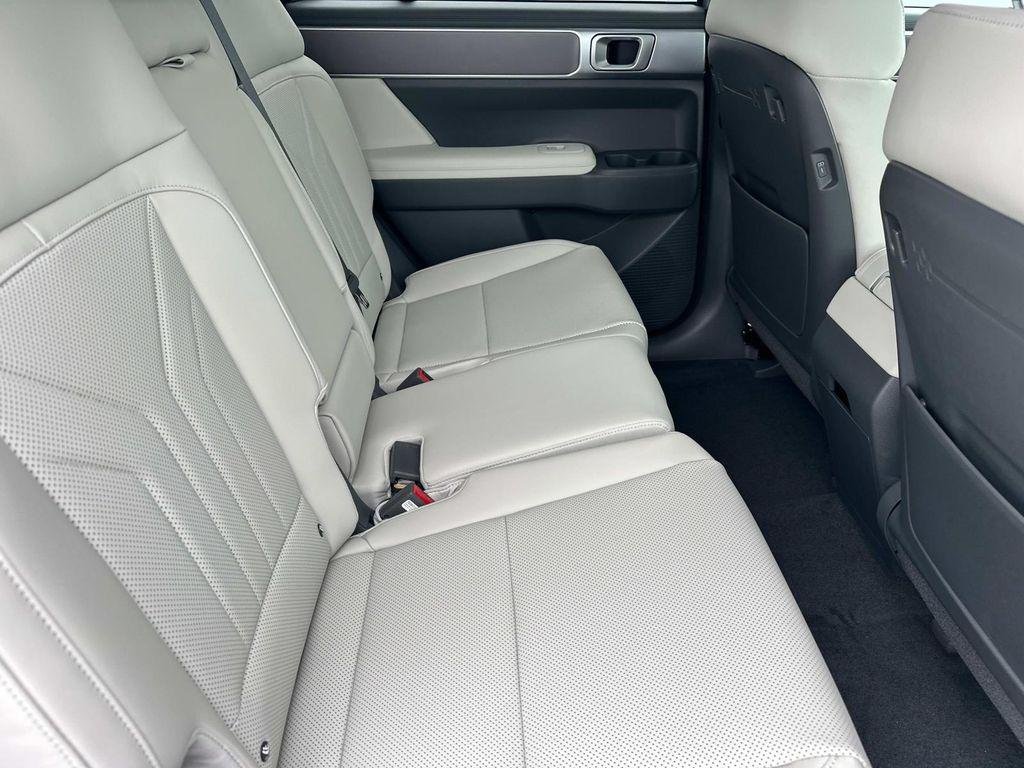 New 2026 Silver Hyundai SEL image 16