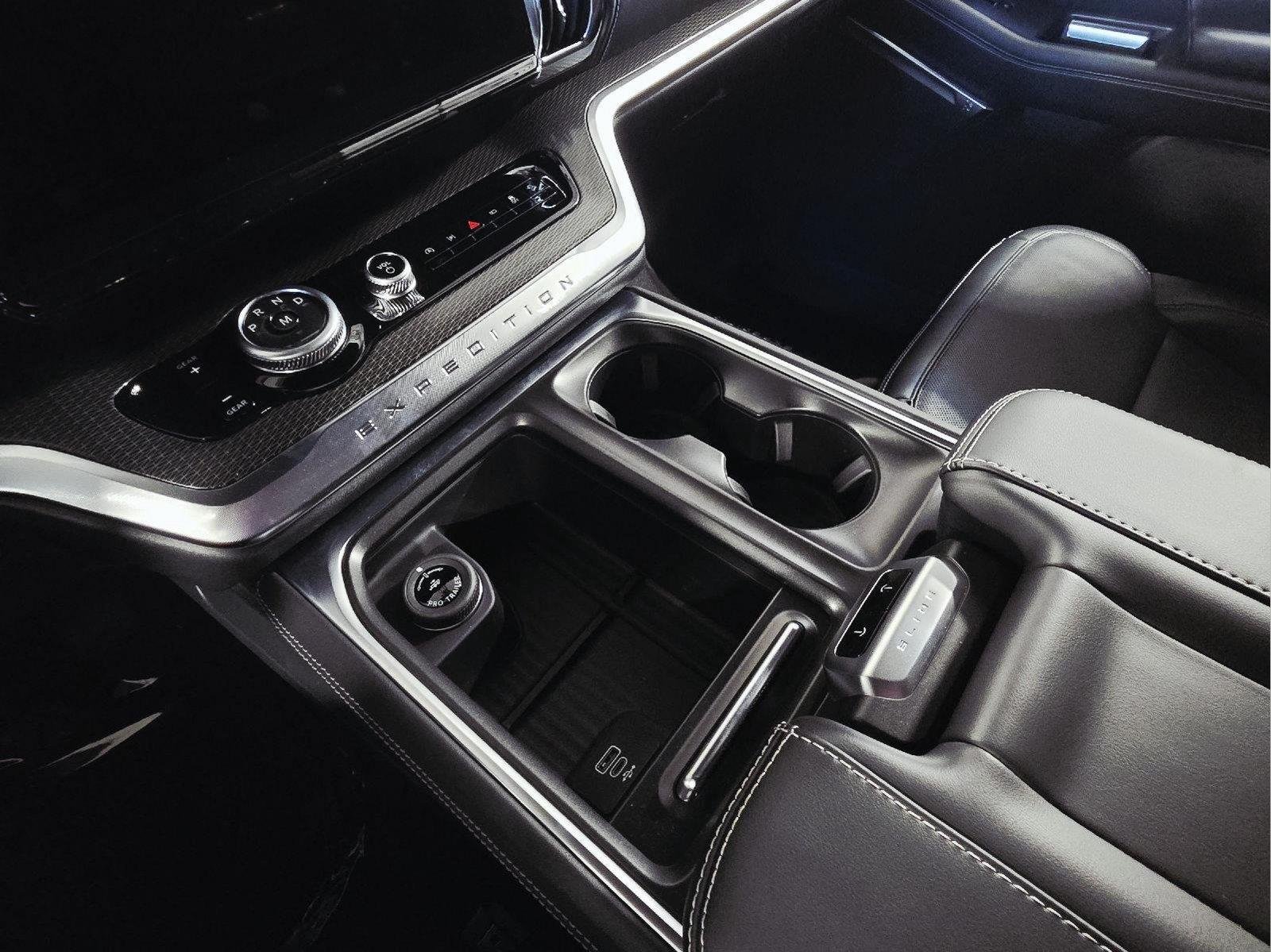 2026 Ford Expedition MAX Platinum - Photo 31