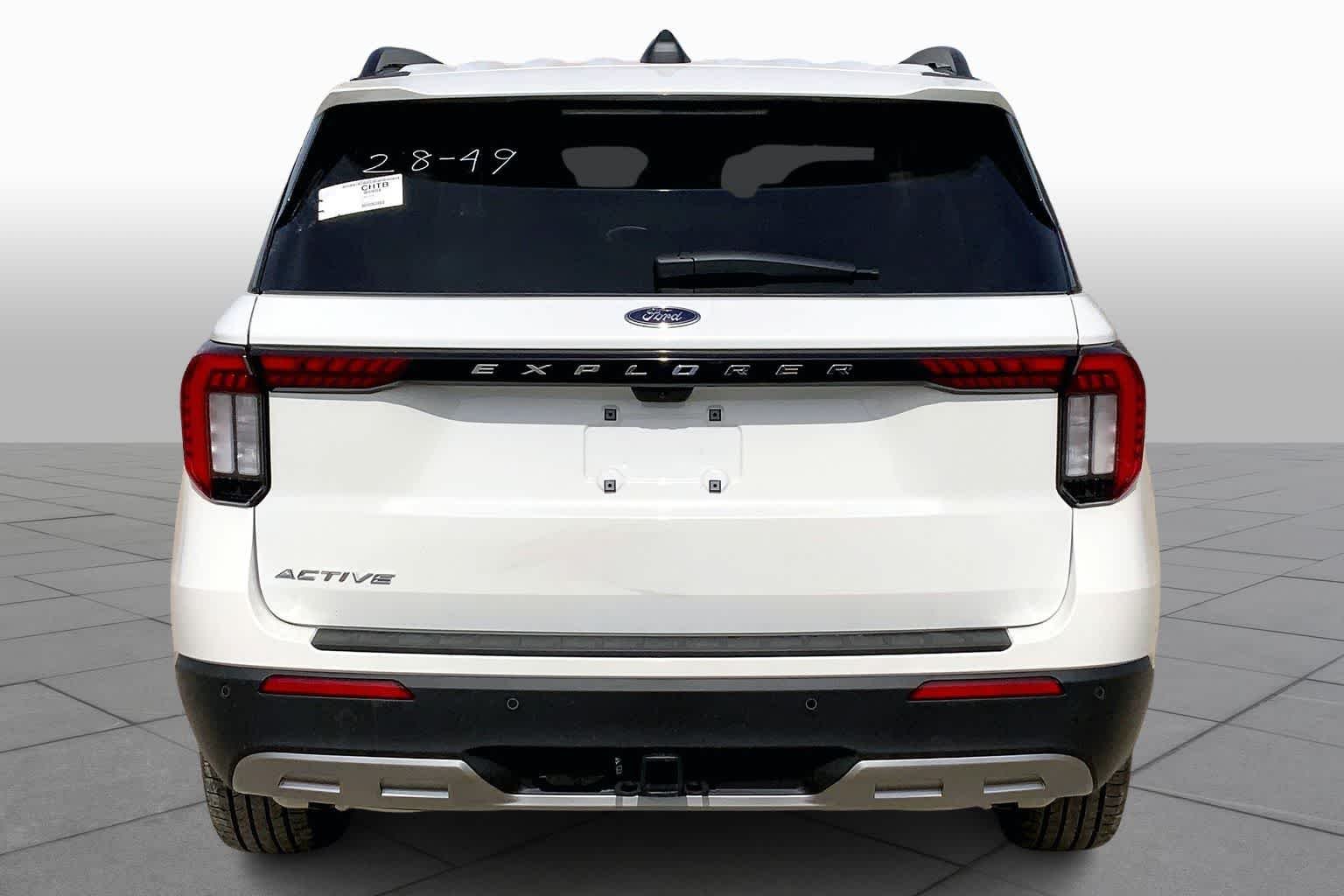 New 2026 Star White Metallic Tri-Coat Ford Active image 4