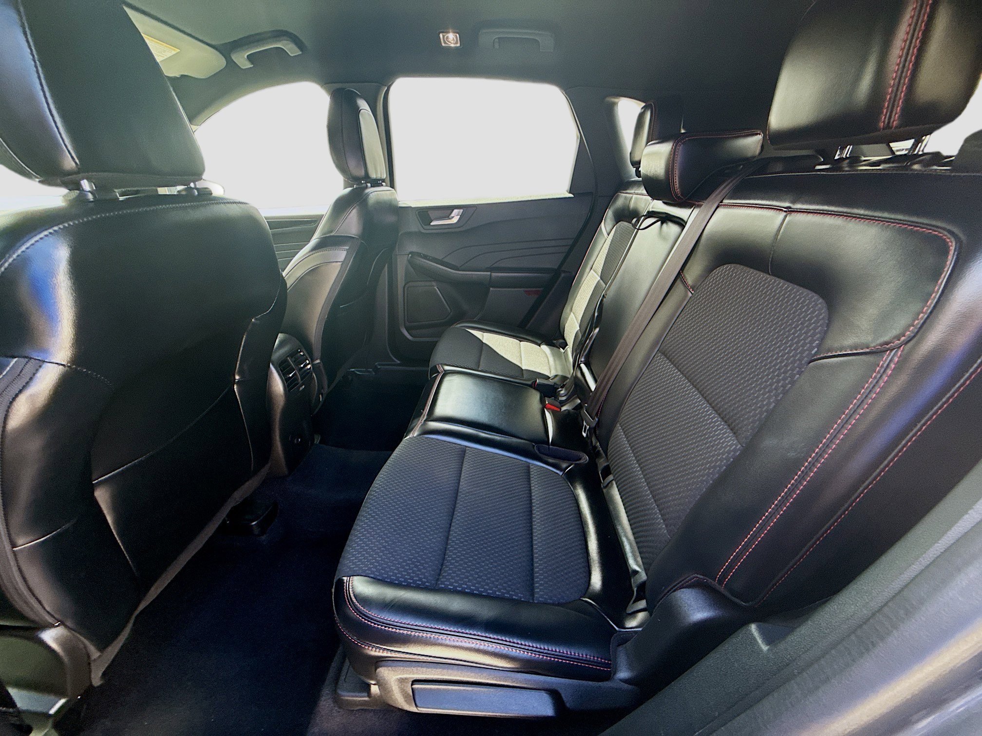 2023 Ford Escape ST-Line - Photo 22