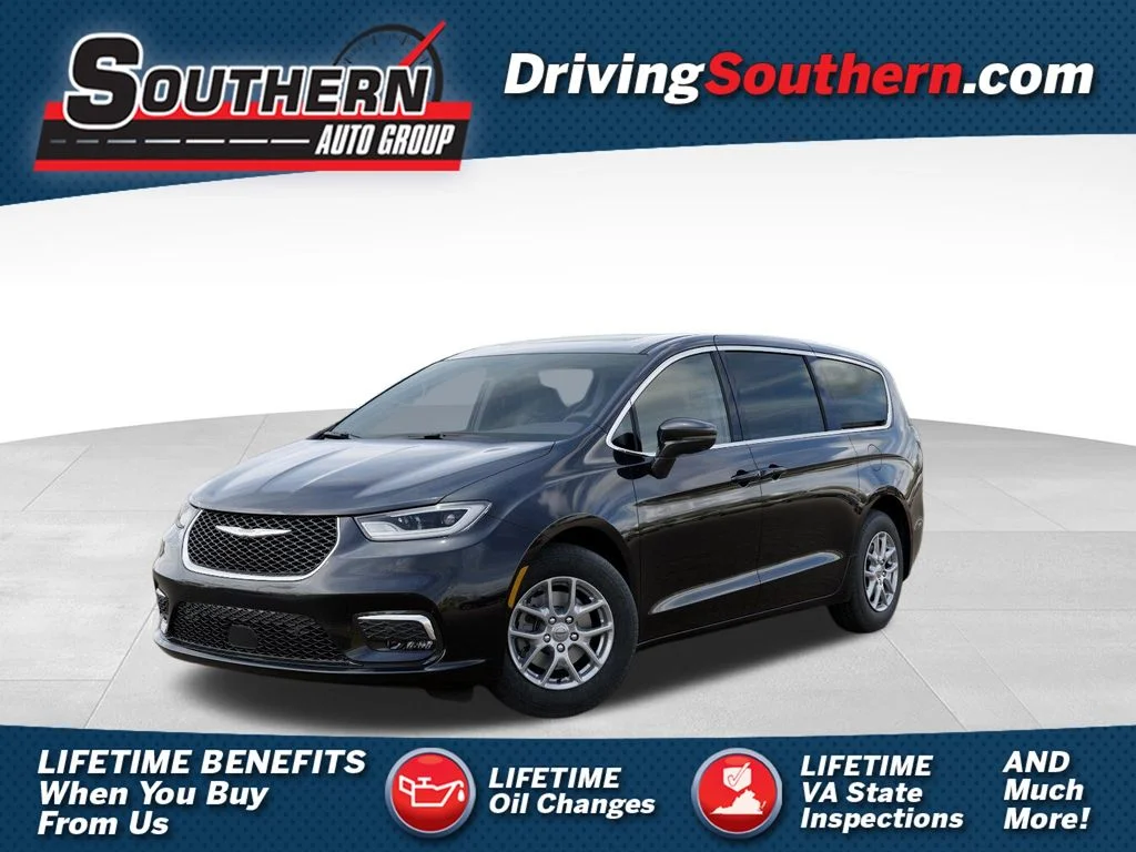 2026 Chrysler Pacifica Select's photo