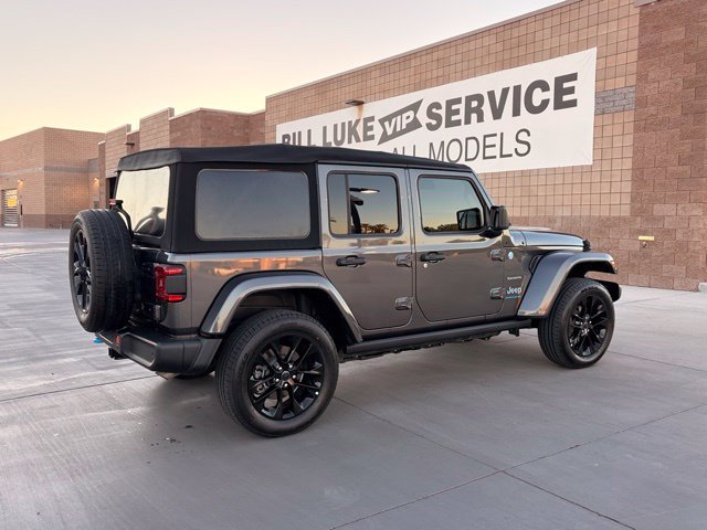 Used 2024 Gray Jeep Sahara 4xe image 8