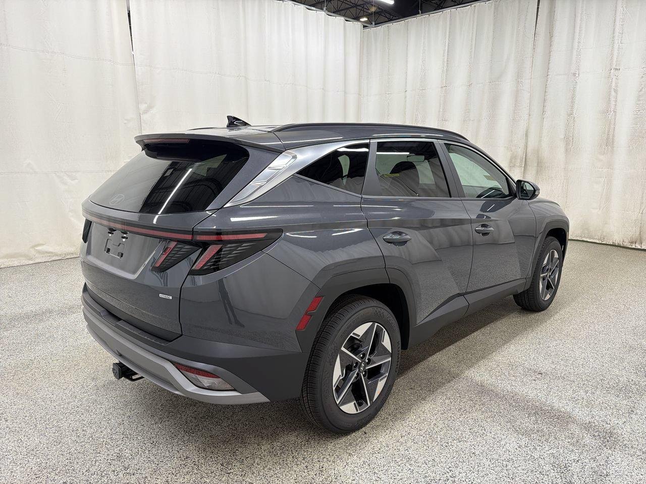 New 2026 Ecotronic Gray Hyundai SEL Premium AWD image 8