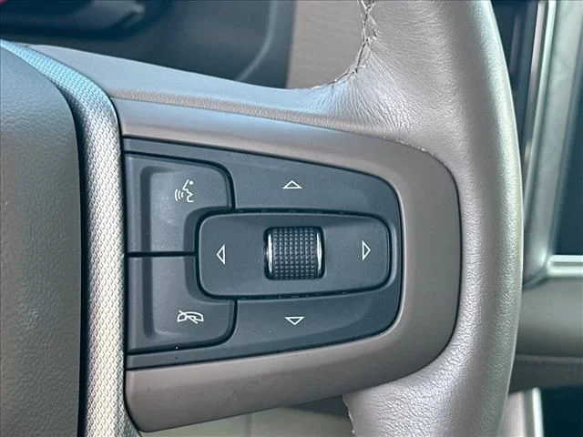 Used 2024 White GMC Denali image 29