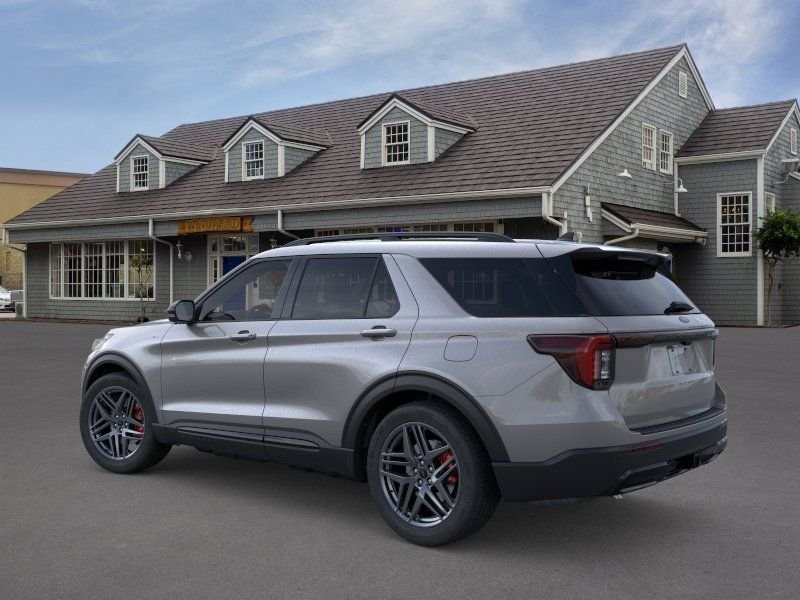 Used 2026 Carbonized Gray Metallic Ford ST-Line image 4