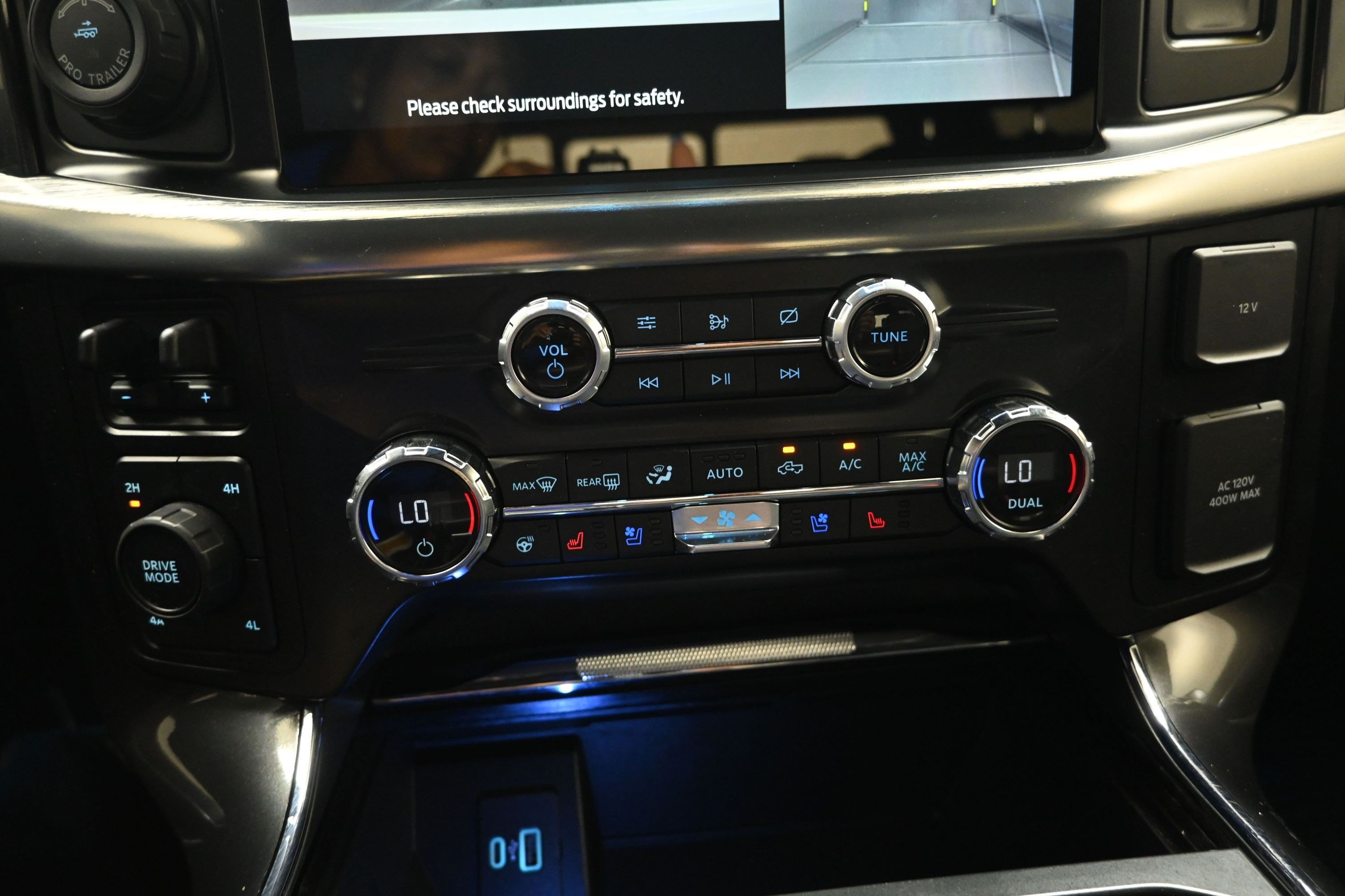 Certified Used 2021 White Metallic Ford LARIAT image 29