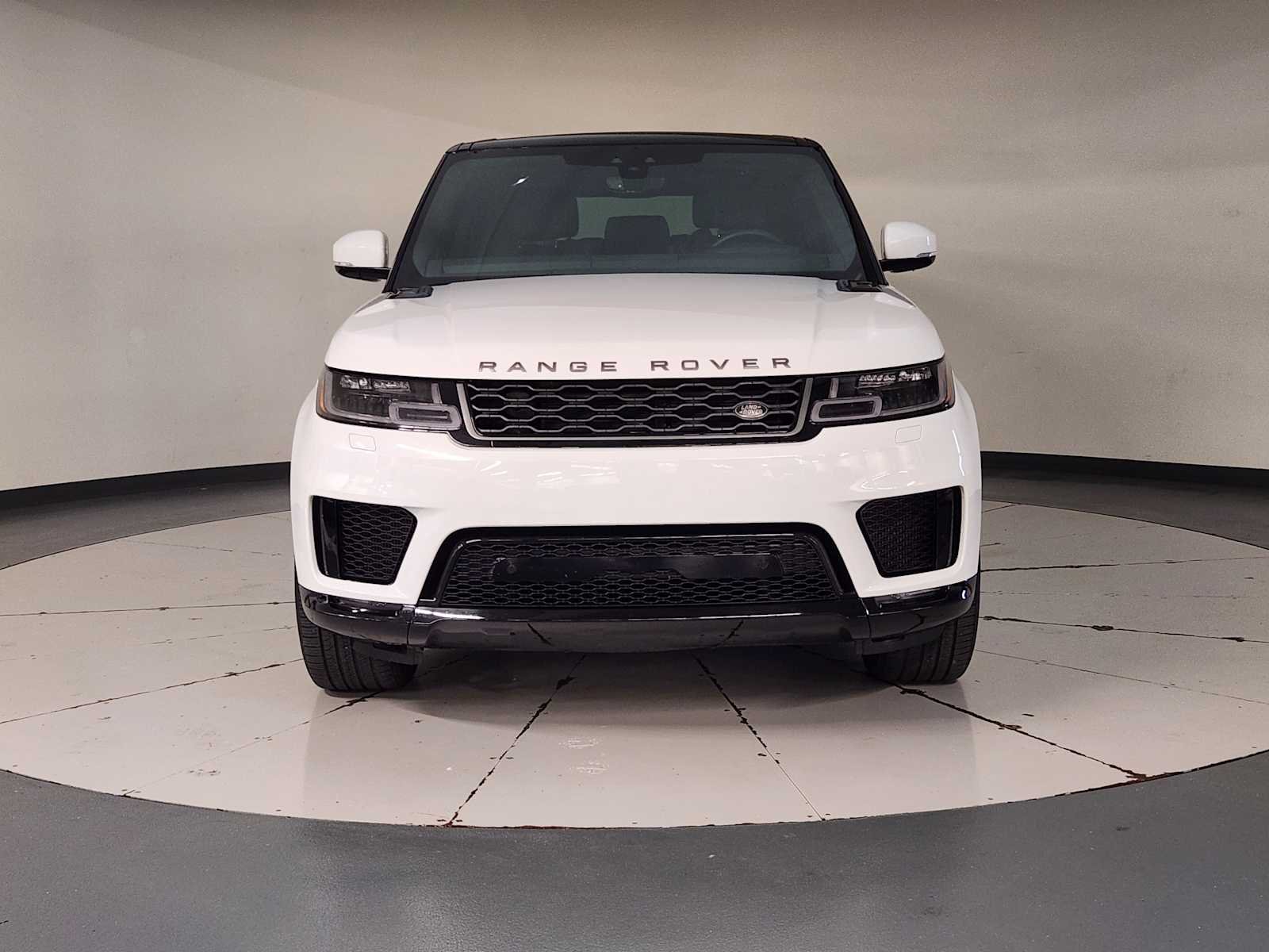 Used 2022 Fuji White Land Rover HSE Silver Edition image 9