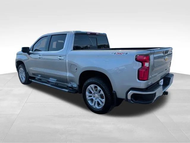 Used 2025 Sterling Gray Metallic Chevrolet LTZ image 3