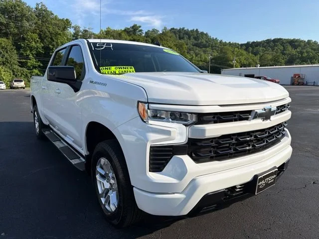 Used 2026 Summit White Chevrolet RST image 2