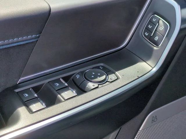 Used 2025 Blue Ford Platinum image 13