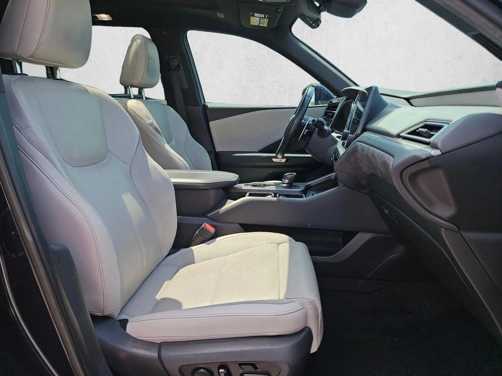 Used 2024 Nightfall Mica Lexus LUXURY AWD image 20