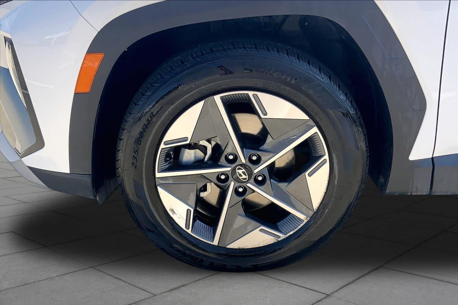 Used 2025 Serenity White Pearl Hyundai SEL image 11