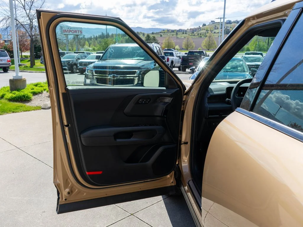 New 2027 Terrain Brown Kia X-Pro SX Prestige image 19