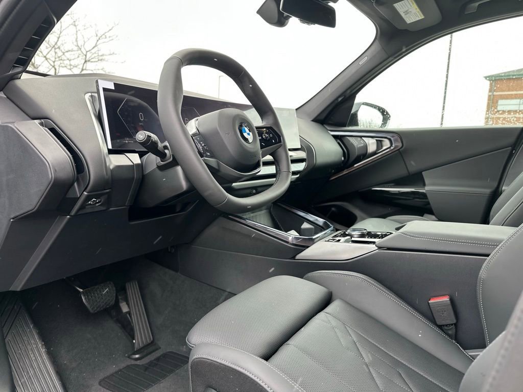 New 2026 Black Sapphire Metallic BMW 30 xDrive image 17