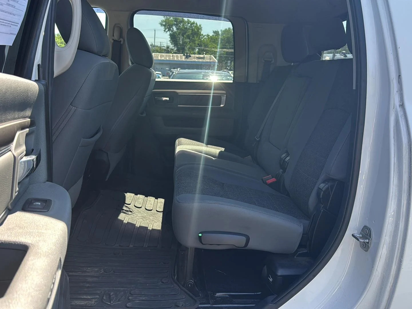 Used 2018 Bright White Clearcoat Ram Big Horn image 9